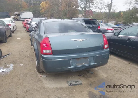2006 Chrysler 300 Touring from USA, damaged, VIN 2C3KA53G86H285700